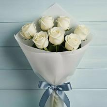 Букет 7 Белых роз Эдлесс Лав в Ракитном